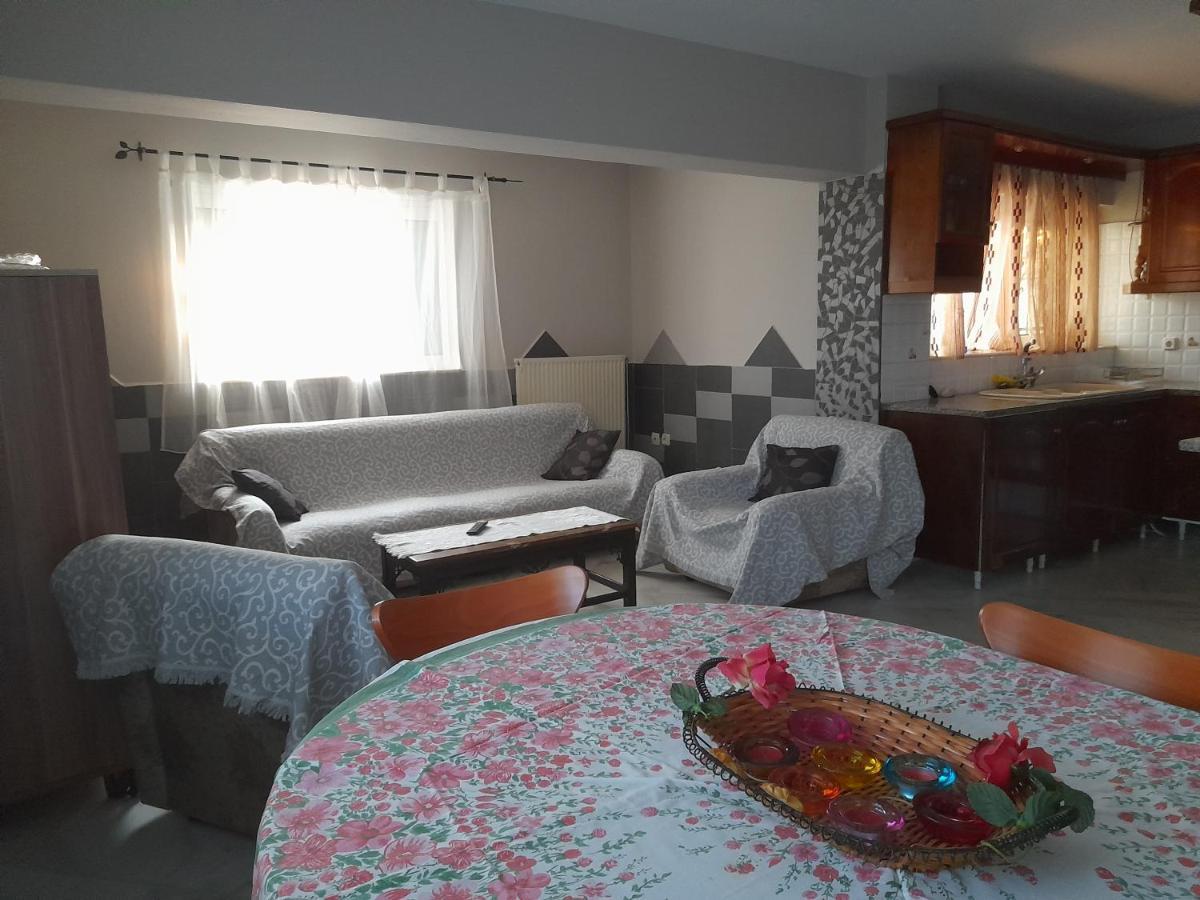 Mégara Maria'S House Kinetaヴィラ エクステリア 写真